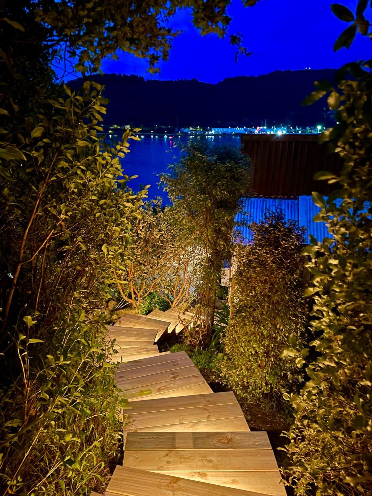 The Cove Cabin - Your Quiet Escape Dunedin Exteriör bild