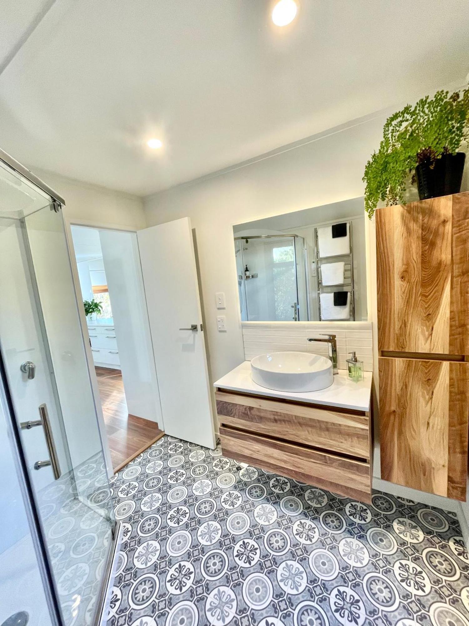 The Cove Cabin - Your Quiet Escape Dunedin Exteriör bild